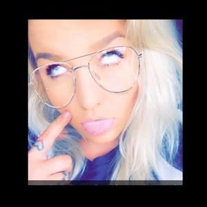 Meet your Posher, Tanya